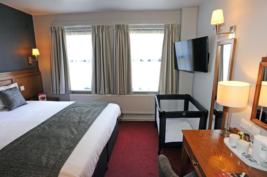 Brentwood Inn By Greene King Inns Rotherham Kamer foto