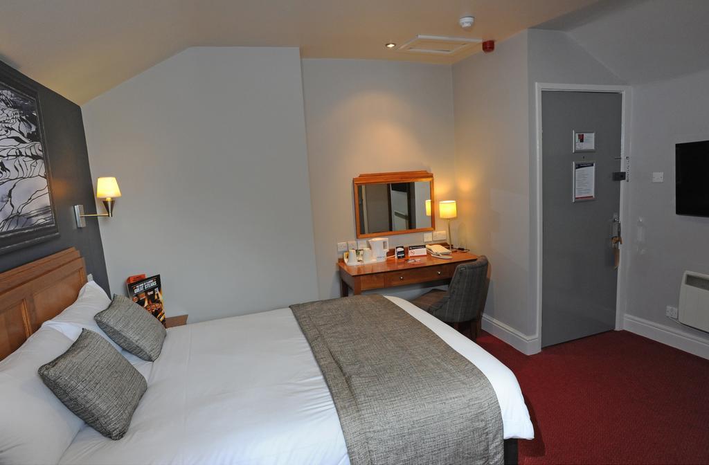 Brentwood Inn By Greene King Inns Rotherham Kamer foto