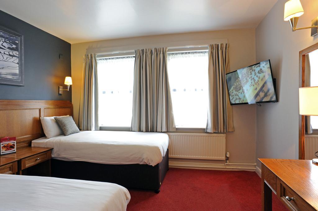 Brentwood Inn By Greene King Inns Rotherham Kamer foto