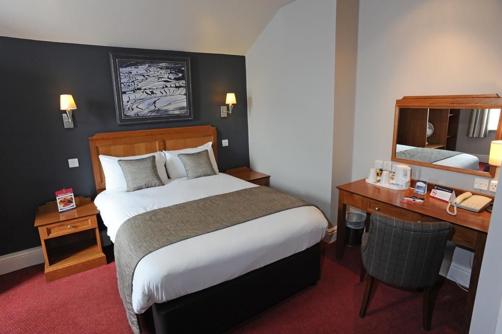 Brentwood Inn By Greene King Inns Rotherham Kamer foto